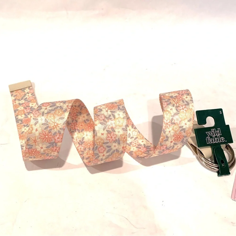 Wild fable floral cottage core fabric belt NWT
